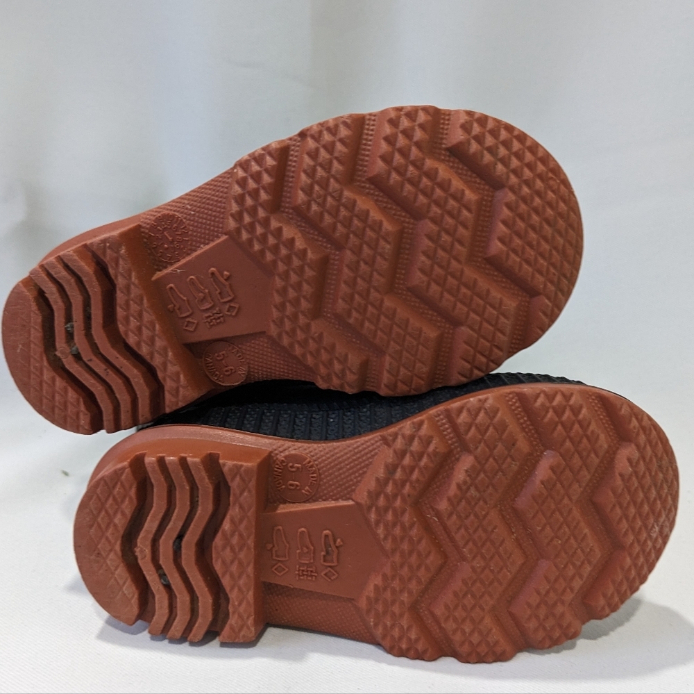 Toddler rain boots